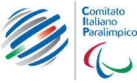 Logo comitato italiano paralimpico, formato da una palla stilizzata, composta di fasce blu e una tricolore al centro.